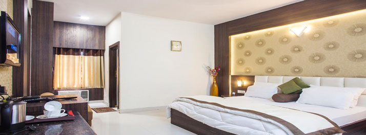 1992/East Lite Hotel - Bareilly 10.jpg